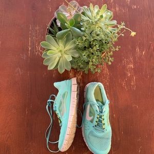 Rare Nike Teal Blue sneakers